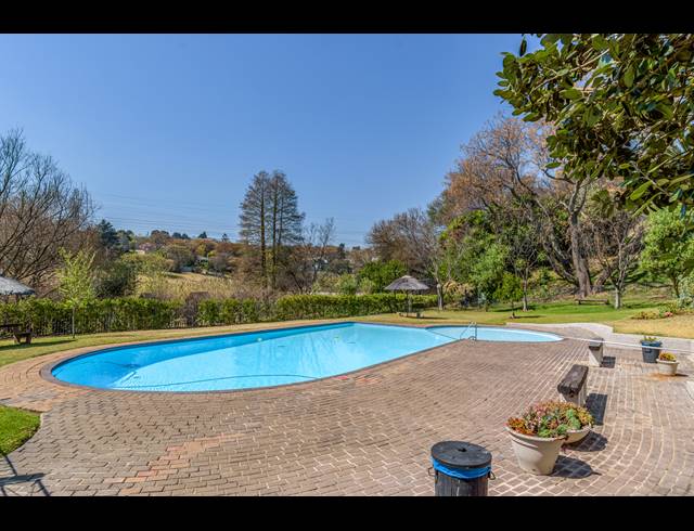 3 BEDROOM DUPLEX TO LET IN BORDEAUX